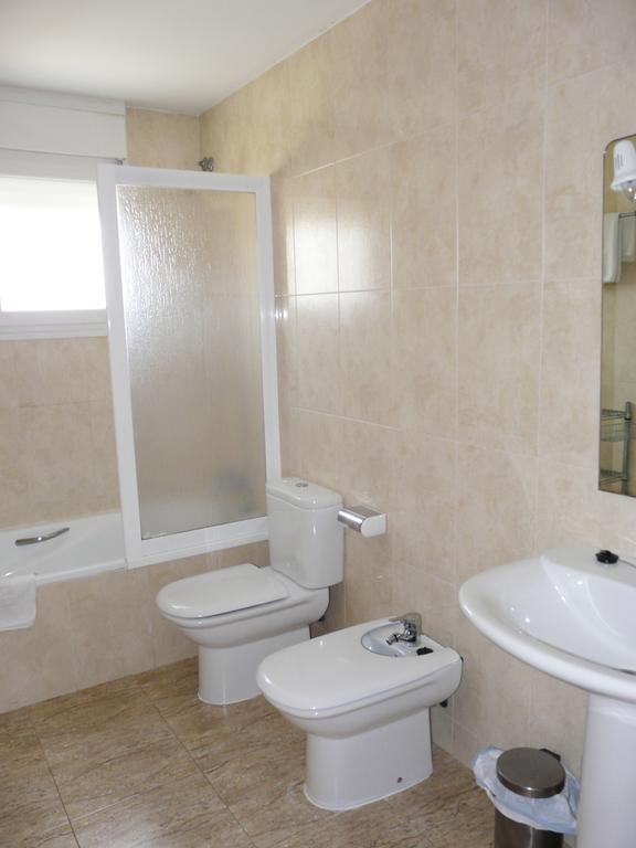 Apart Hotels Mar Blava Cubelles Dış mekan fotoğraf